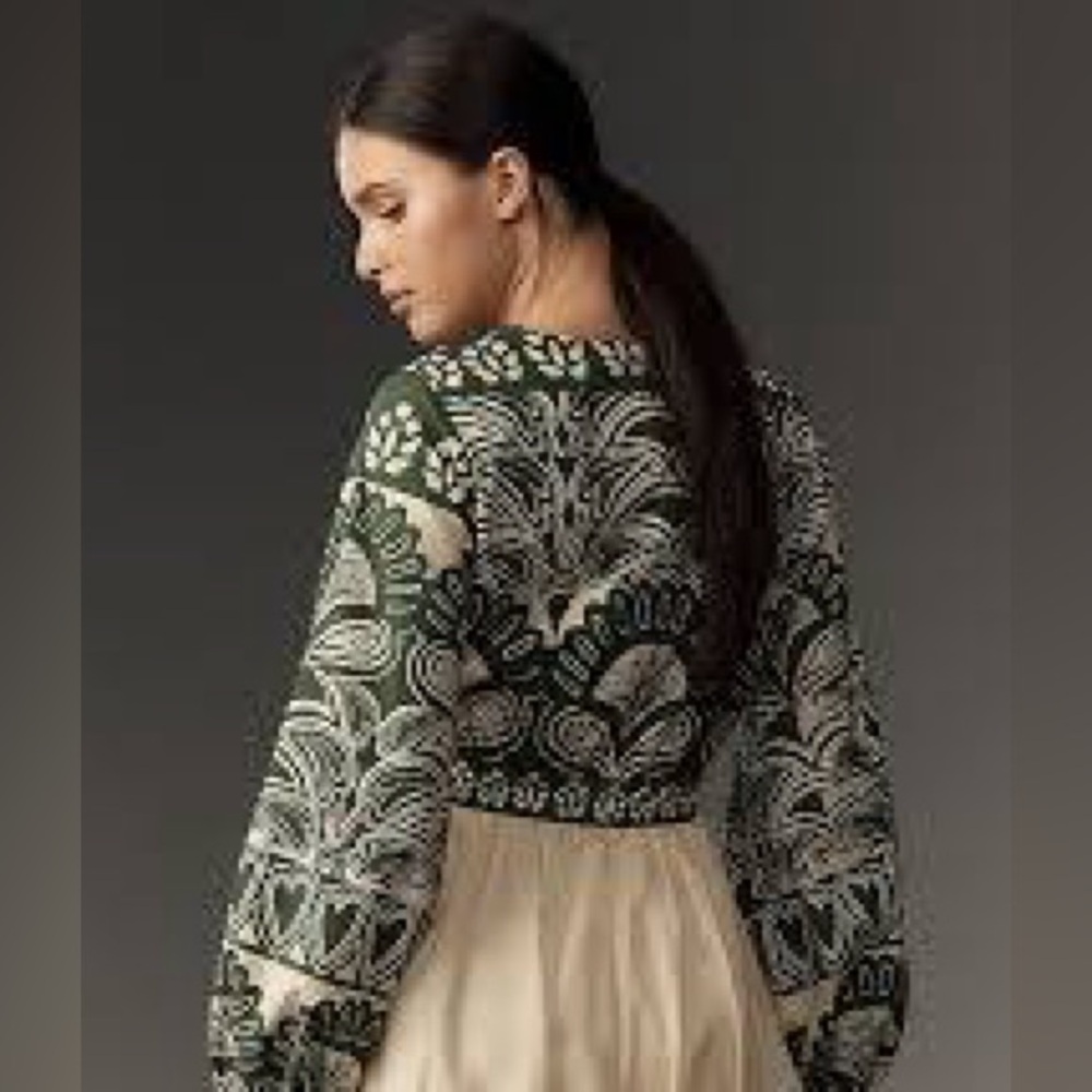 FARM Rio Long-Sleeve V-Neck Printed Romper | Puff Sleeve | Back Zip | Tropical - Picture 2 of 7